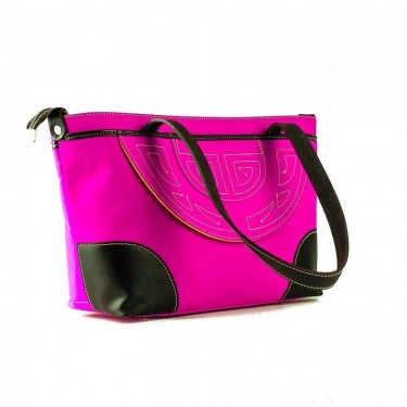 Bolso taurino grande con esclavina