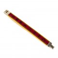 Pulsera de piel roja con hierros