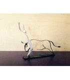 Figura taurina con detalles de recortador
