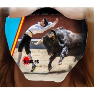 Mascarilla con recorte Goyesco