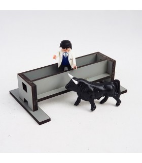 Bullfighting toy bulls