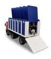 Bull truck with individual cages and rear ramp