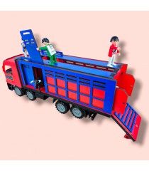 Camion de taureau de jouet « premium » avec des cages et la rampe arrière