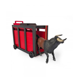 Cajón de toros con toro